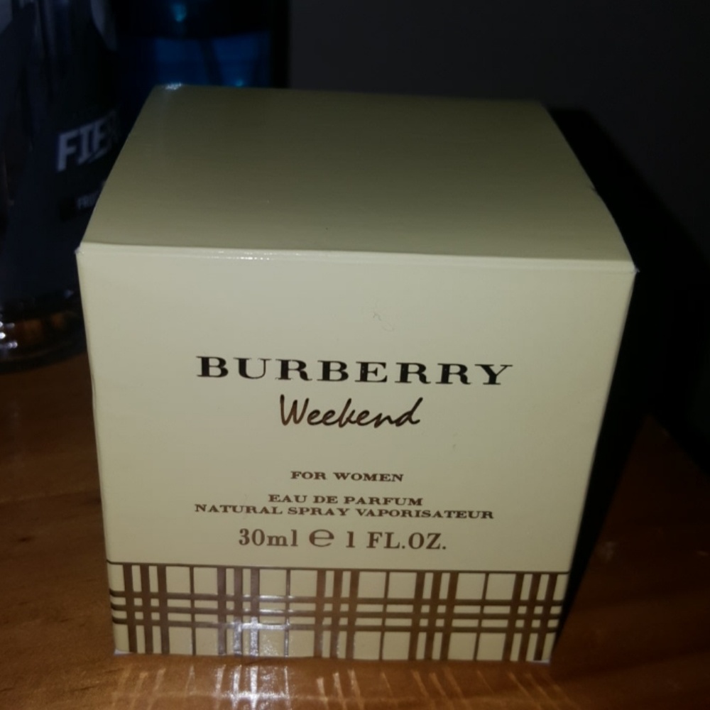 Burberry perfume